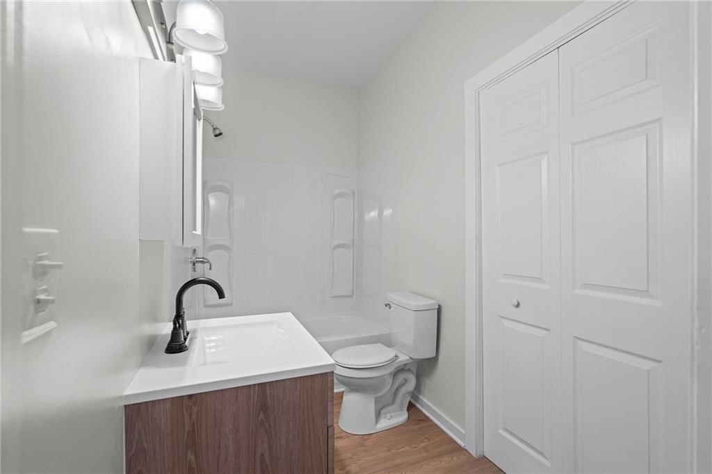 3758 Woodland Avenue — photo 18