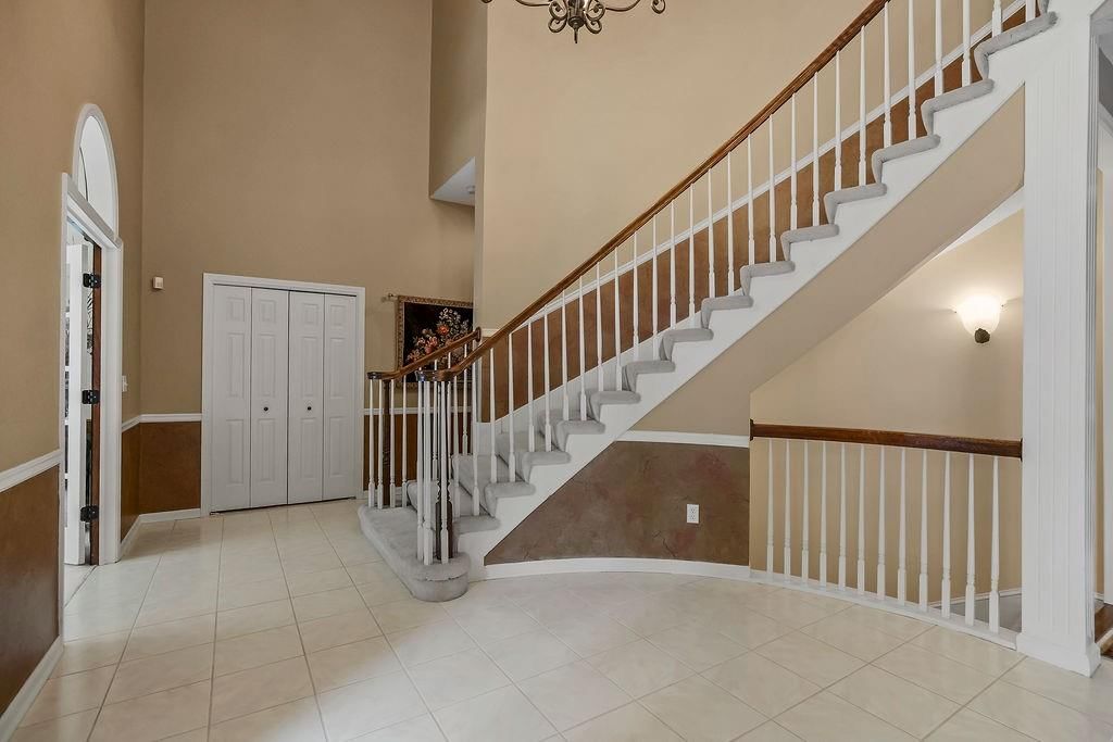 18702 W 64th Street — photo 4