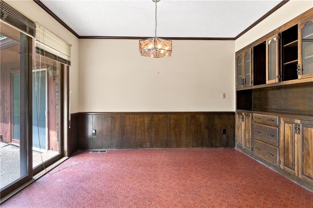 1101 E 115th Street — photo 10