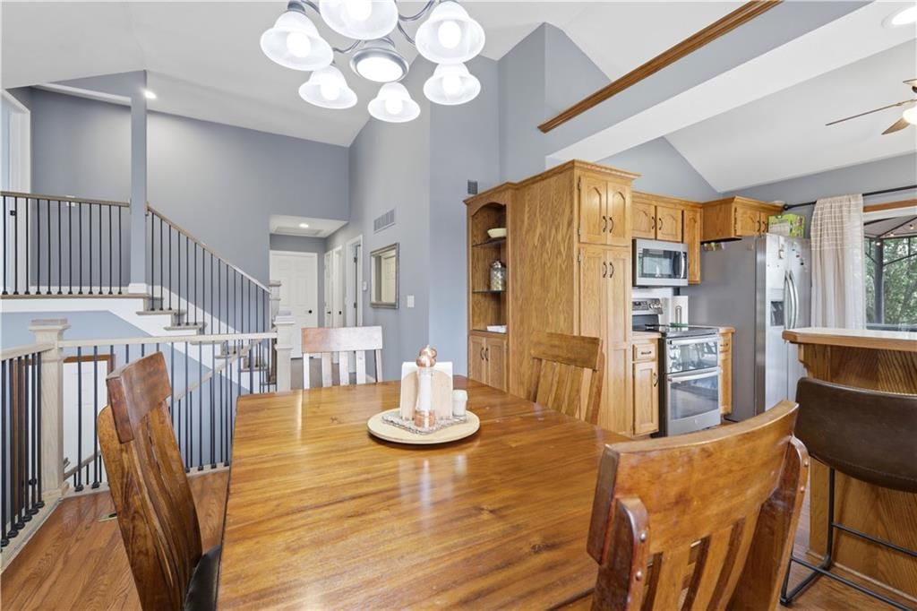 1513 Colt Circle — photo 5