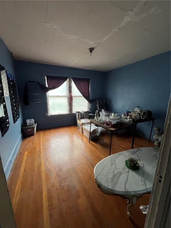 1419 E 40th Street — photo 3