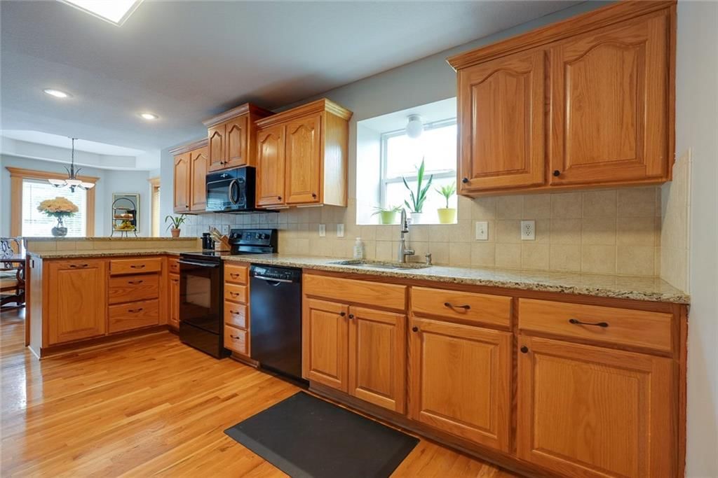 3416 S Arrowhead Court — photo 14