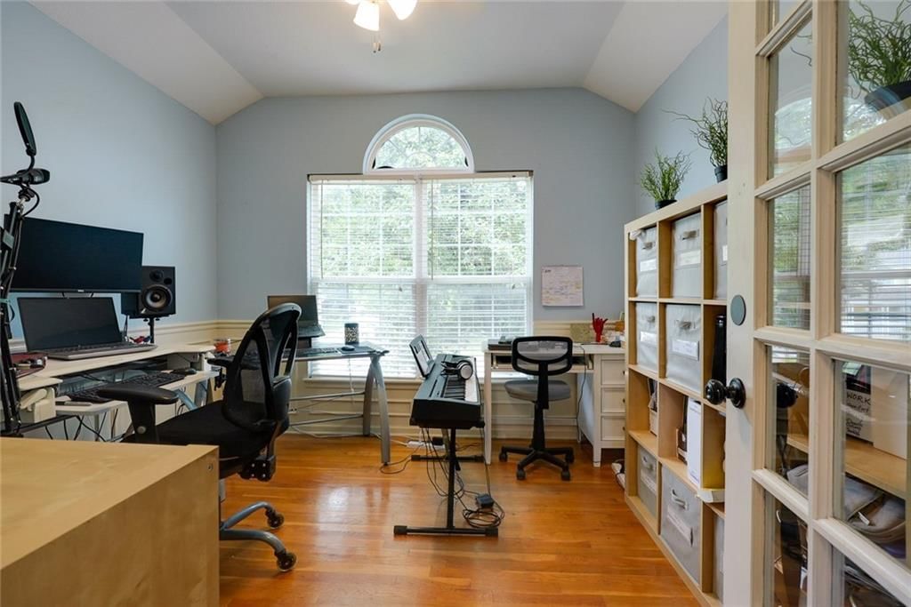 3416 S Arrowhead Court — photo 16