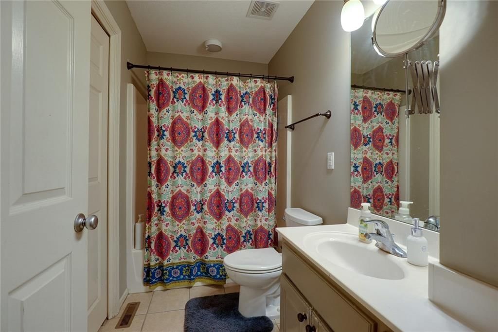 3416 S Arrowhead Court — photo 18