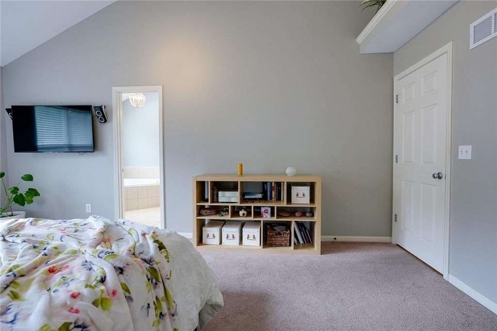 3416 S Arrowhead Court — photo 32