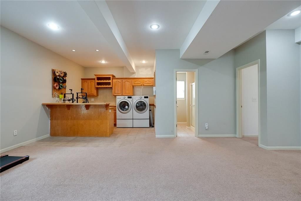 3416 S Arrowhead Court — photo 36