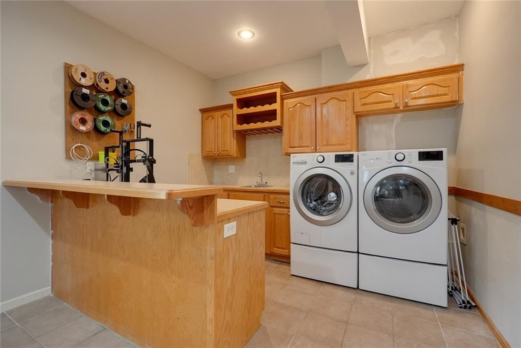 3416 S Arrowhead Court — photo 38