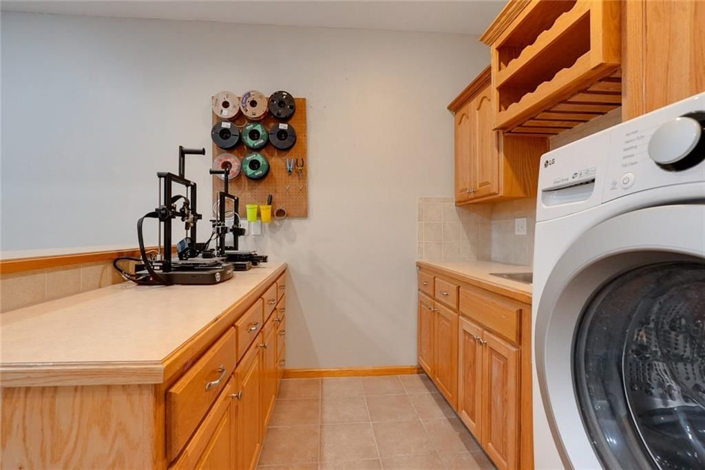 3416 S Arrowhead Court — photo 39