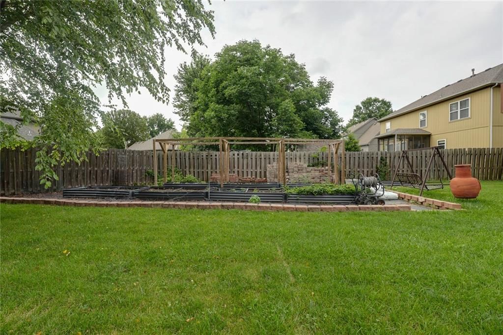 3416 S Arrowhead Court — photo 52