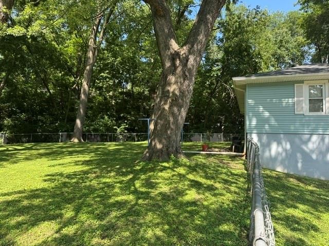 Photo 17 of 18 - 732 Santa Fe Street, Leavenworth, KS 66048