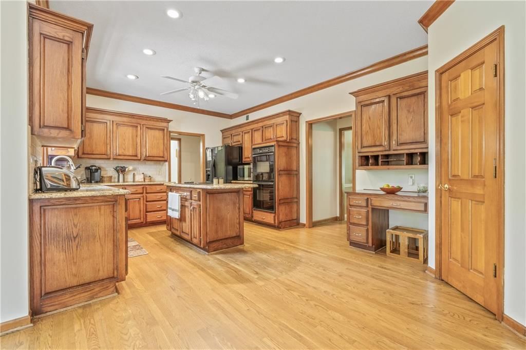 15007 W 76th Street — photo 18