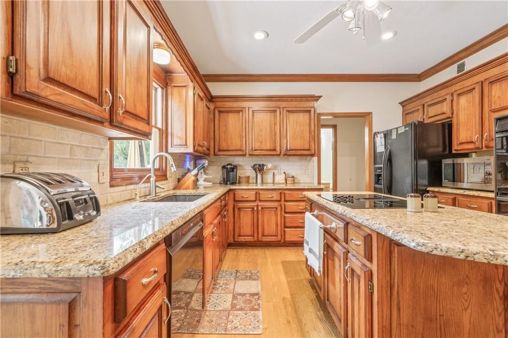 15007 W 76th Street — photo 19