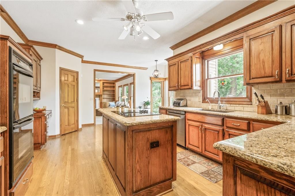 15007 W 76th Street — photo 21
