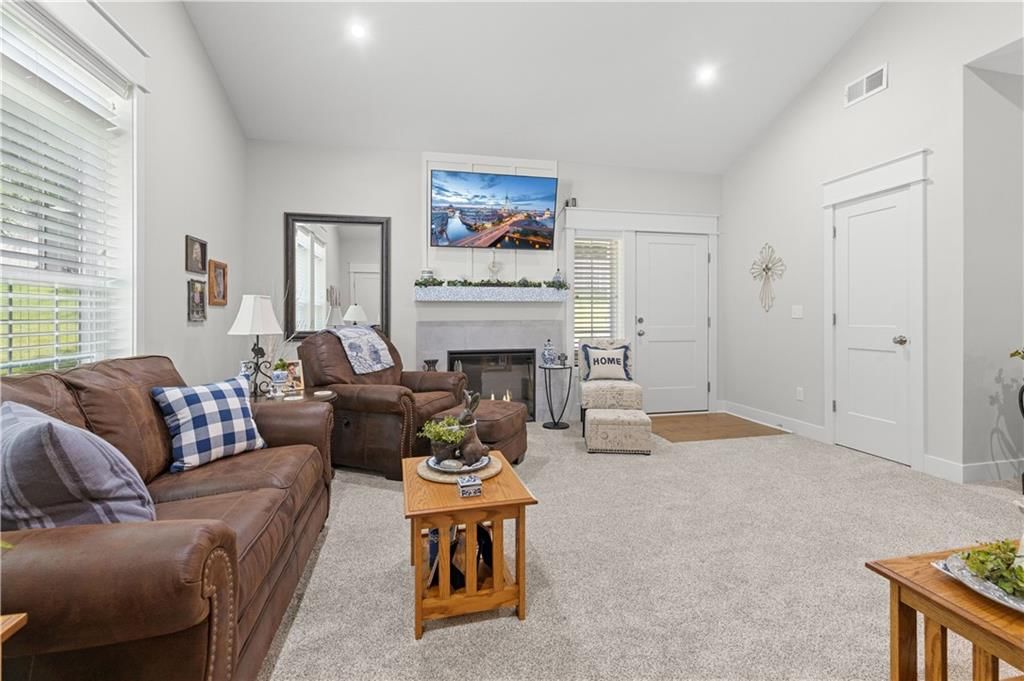 13975 W 112th Terrace — photo 5