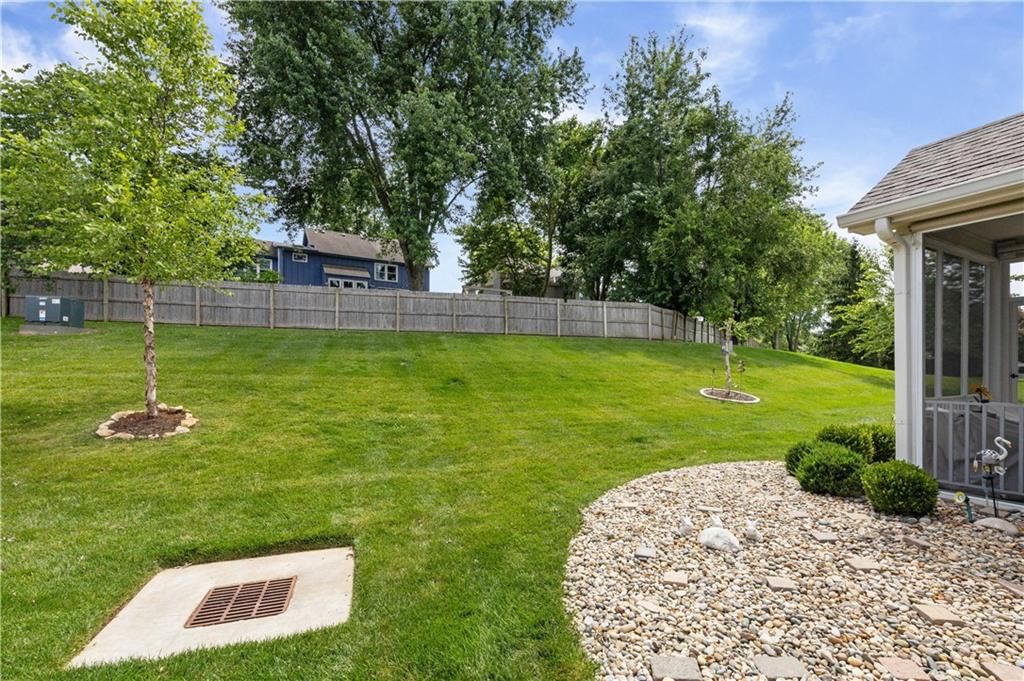 13975 W 112th Terrace — photo 35
