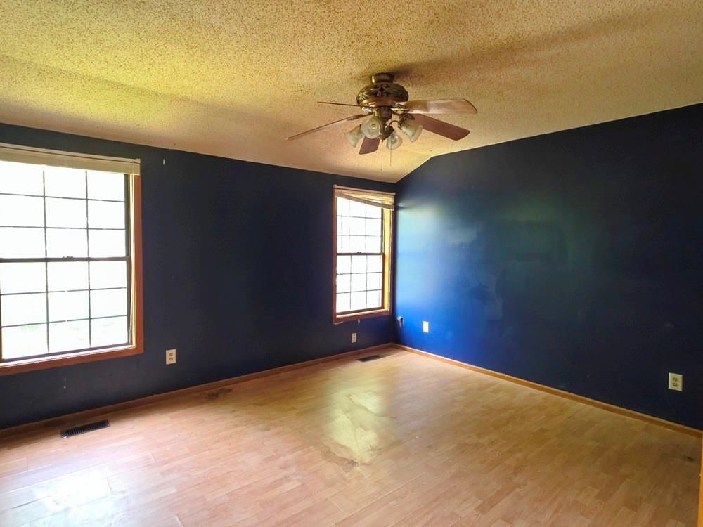 4012 Overland Drive — photo 8