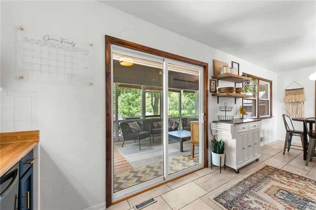 206 NW North Shore Drive — photo 13