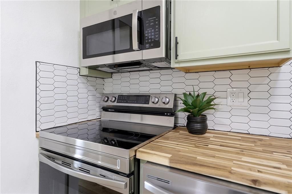937 S Pope Avenue — photo 15