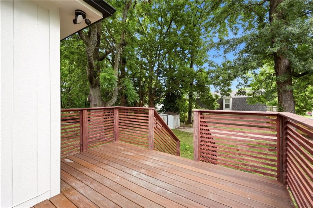 937 S Pope Avenue — photo 31