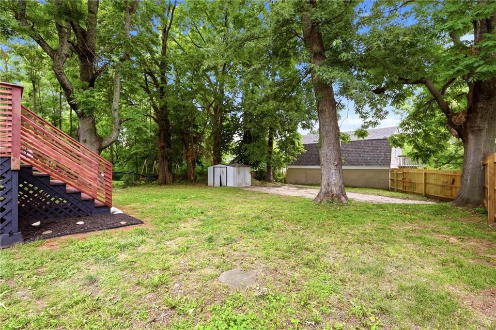 937 S Pope Avenue — photo 33