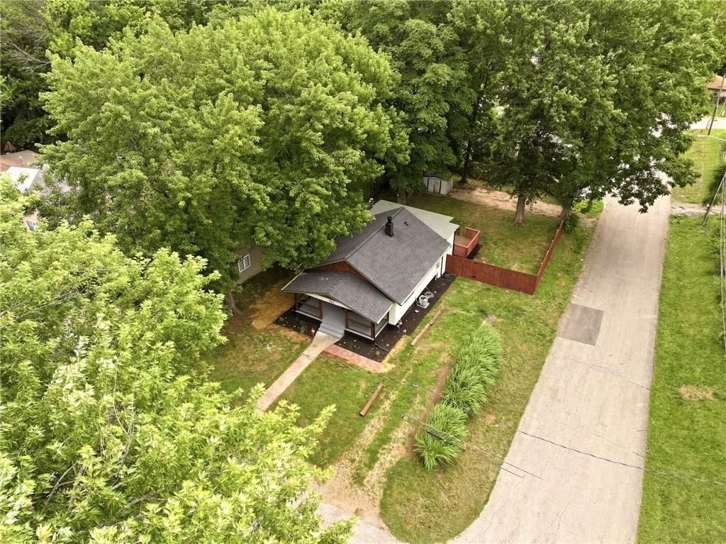 937 S Pope Avenue — photo 36