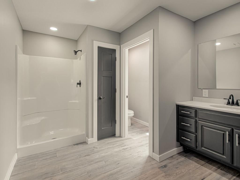 4946 Logan Avenue — photo 14