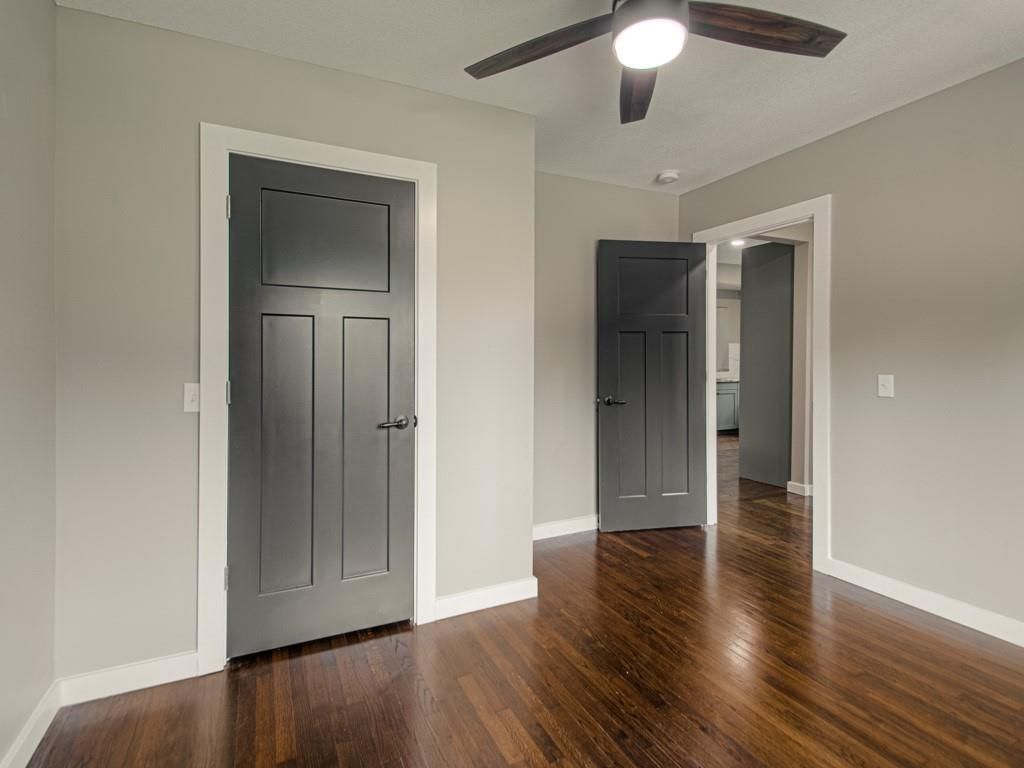 4946 Logan Avenue — photo 17