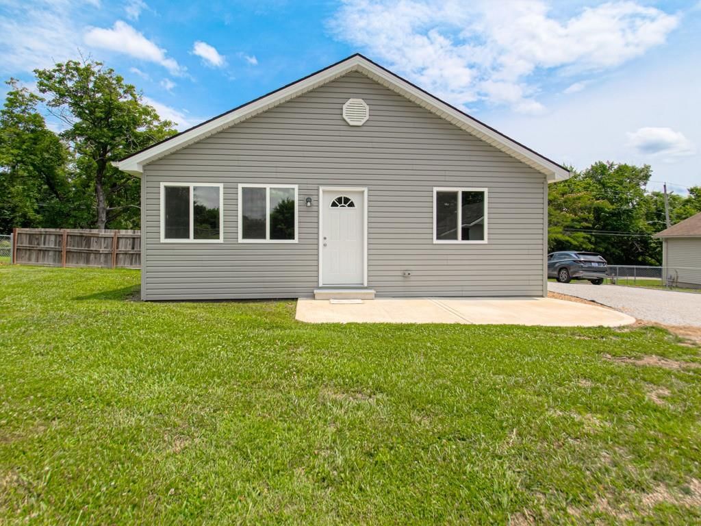 4946 Logan Avenue — photo 25