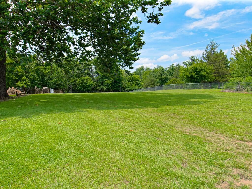 4946 Logan Avenue — photo 30