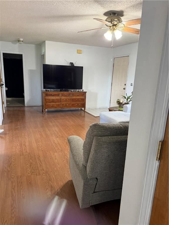 905 Paradise Lane — photo 4