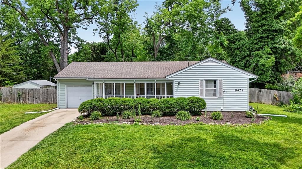 8427 England Street, Overland Park, KS