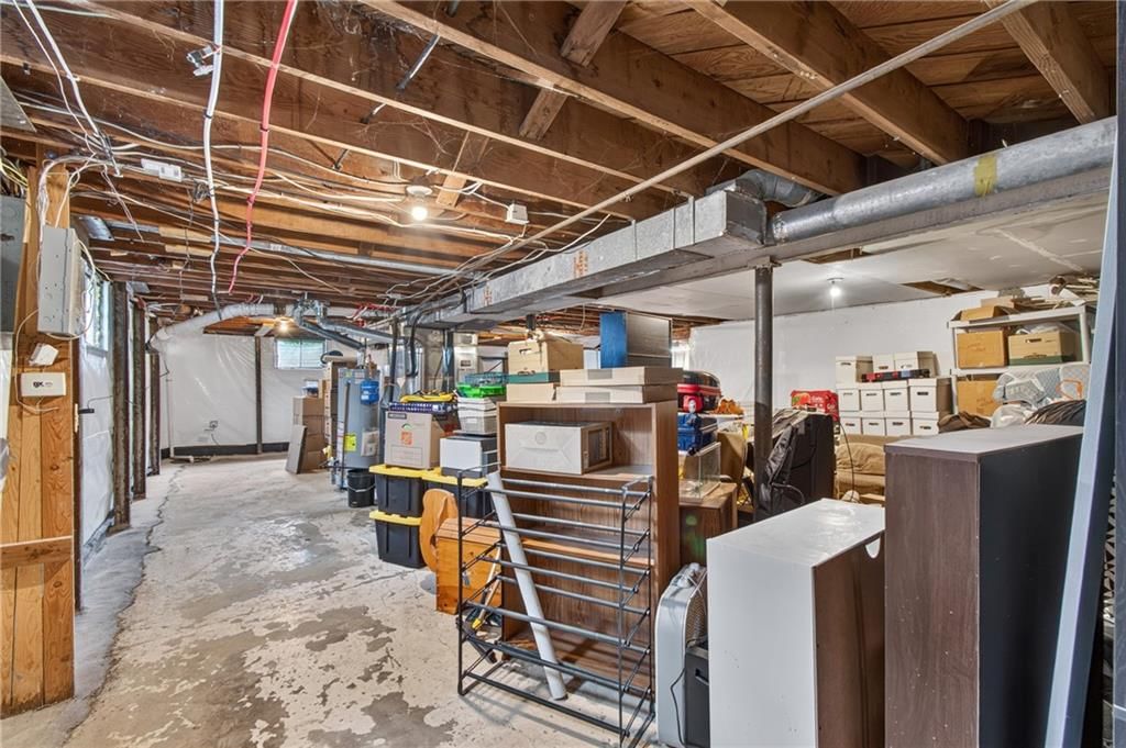 8427 England Street — photo 22