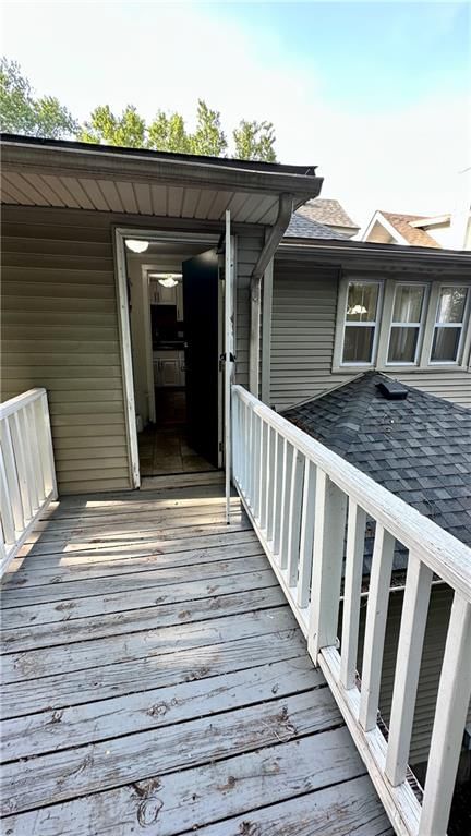 831 W 39th Terrace — photo 59