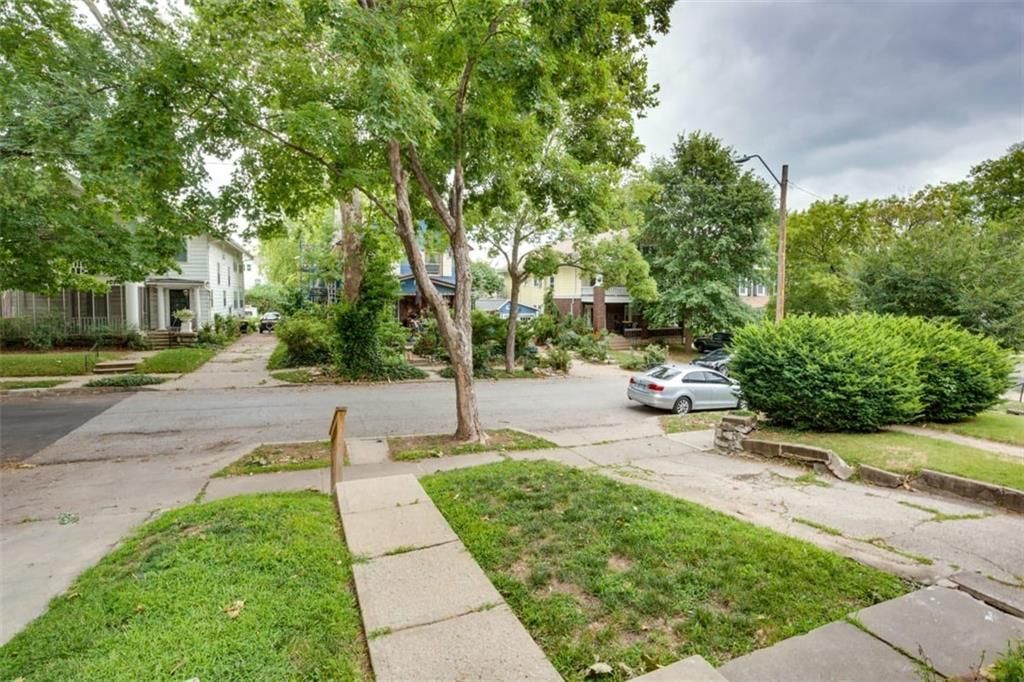 831 W 39th Terrace — photo 75