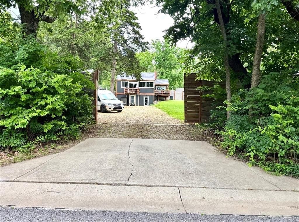 8524 Riley Street — photo 37
