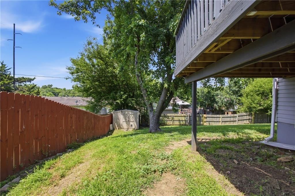 2704 S 46th Street — photo 33