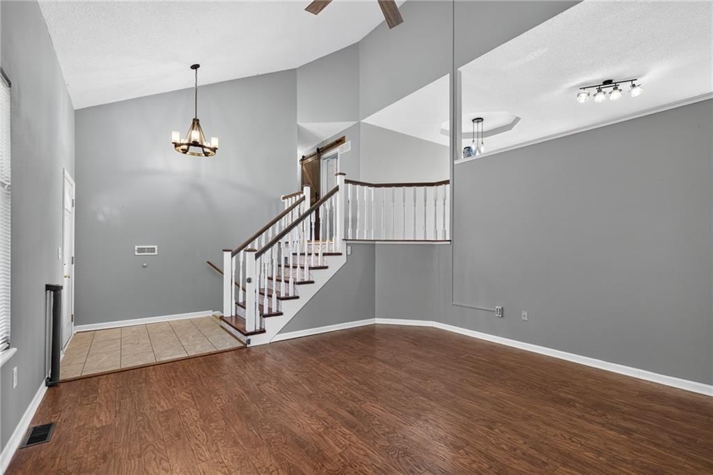 87 Oak Street — photo 7