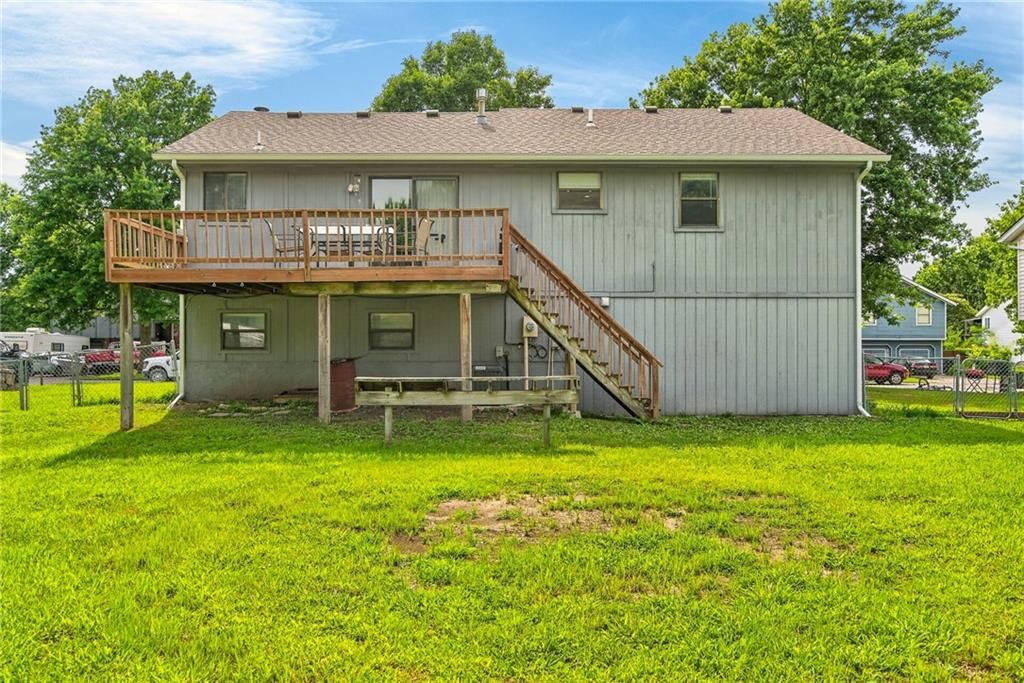 87 Oak Street — photo 27
