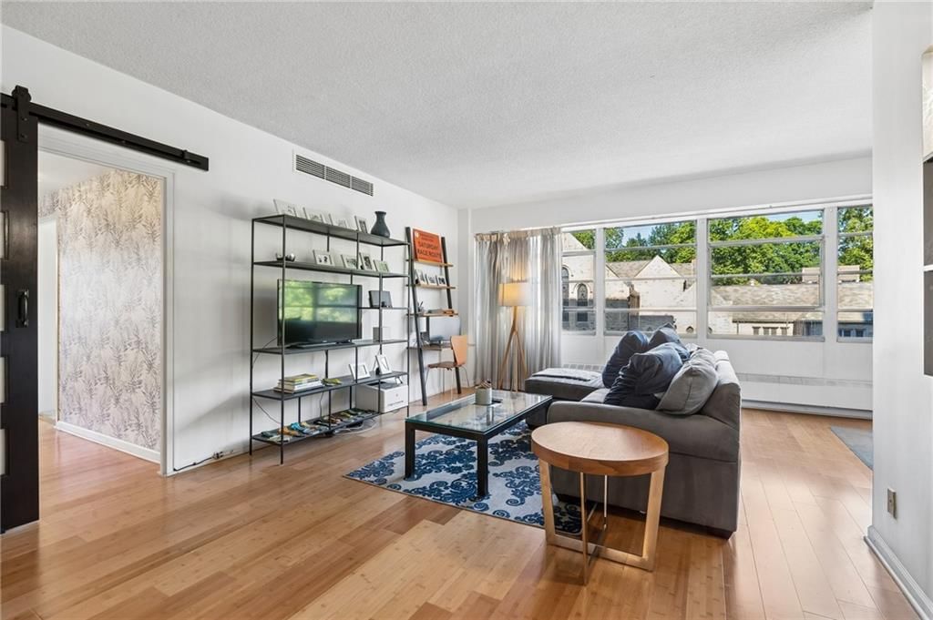 333 W Meyer Boulevard — photo 5