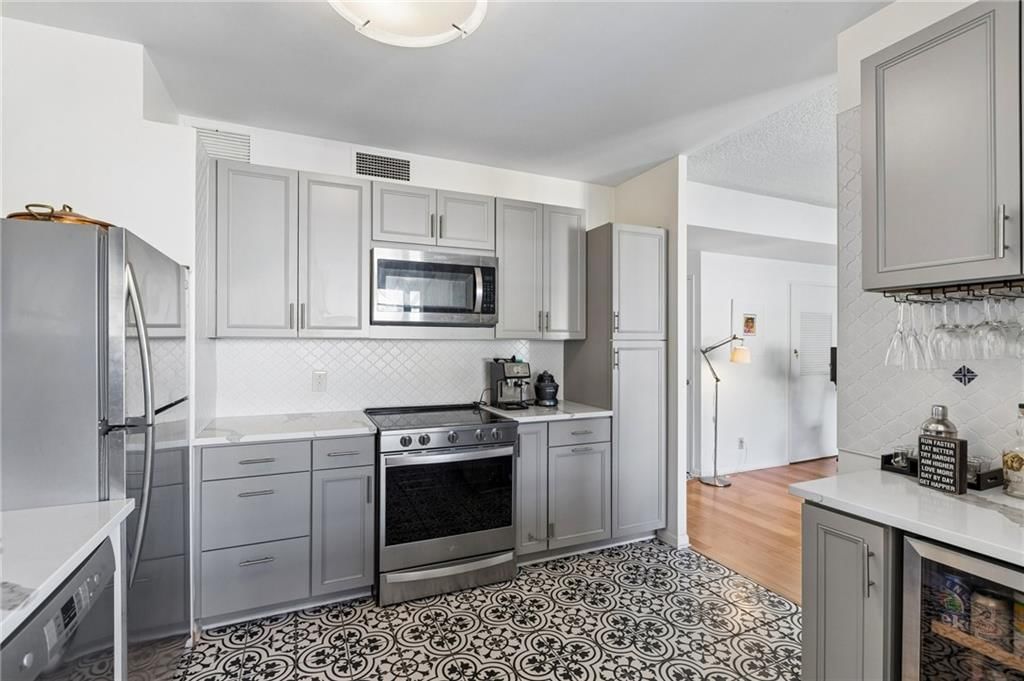 333 W Meyer Boulevard — photo 11