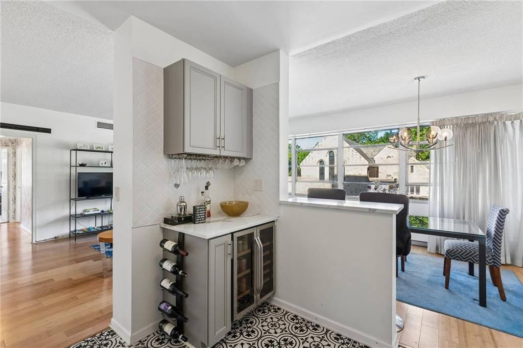 333 W Meyer Boulevard — photo 12