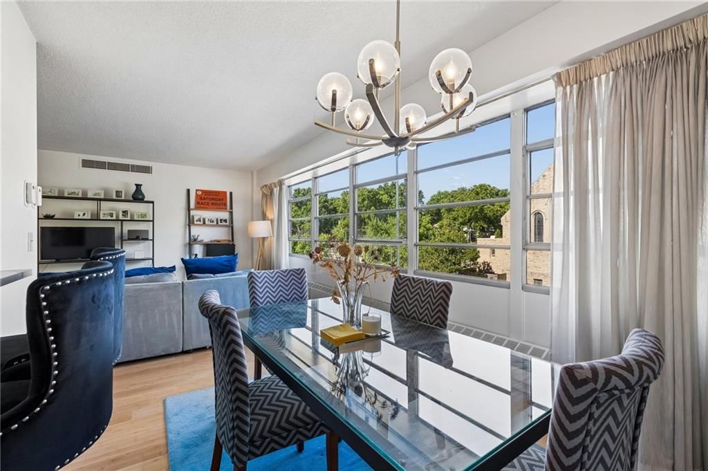 333 W Meyer Boulevard — photo 16
