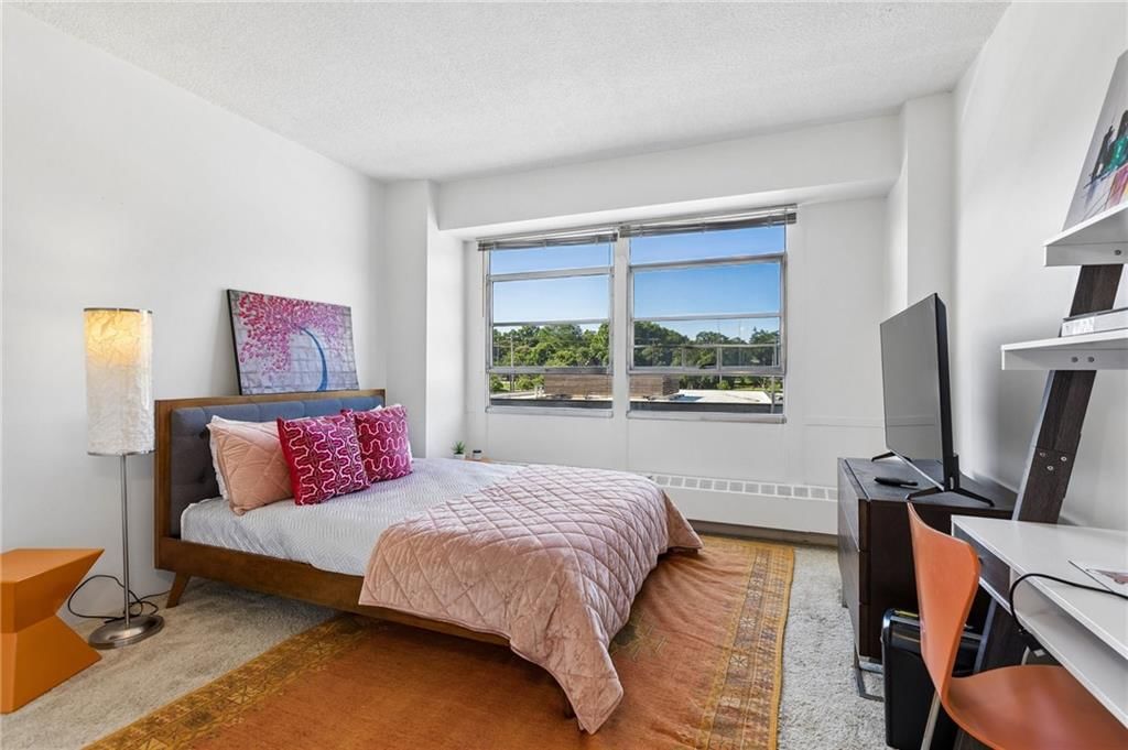 333 W Meyer Boulevard — photo 24