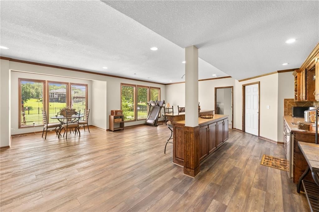 12715 Sloan Avenue — photo 46