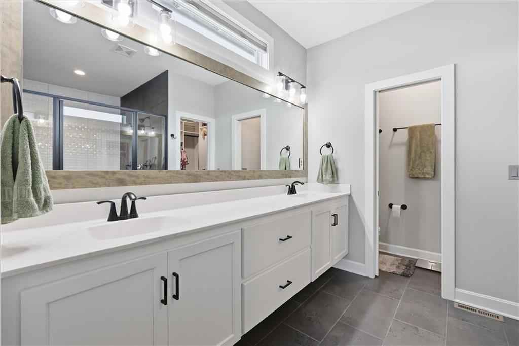 1812 Winchester Drive — photo 10