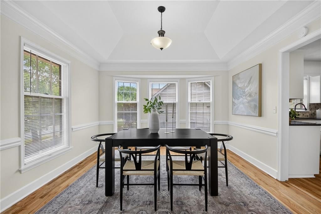 909 W 121st Street — photo 8