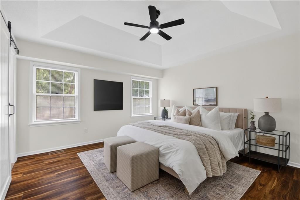 909 W 121st Street — photo 15