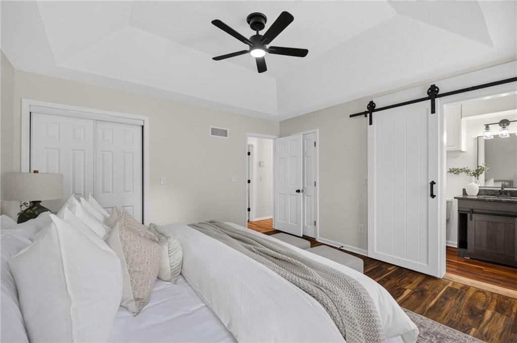 909 W 121st Street — photo 16
