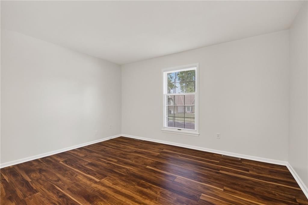 909 W 121st Street — photo 18