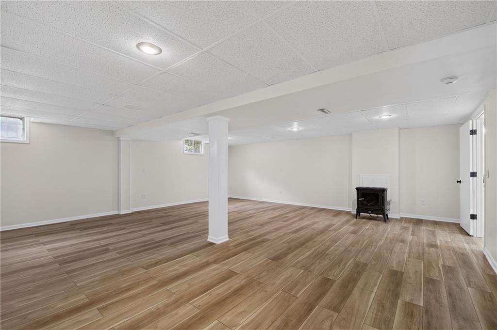 909 W 121st Street — photo 23